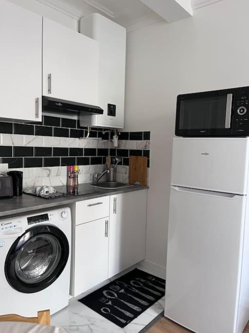 Appartement T2 Aux Portes De Paris Asnieres-sur-Seine Exterior photo